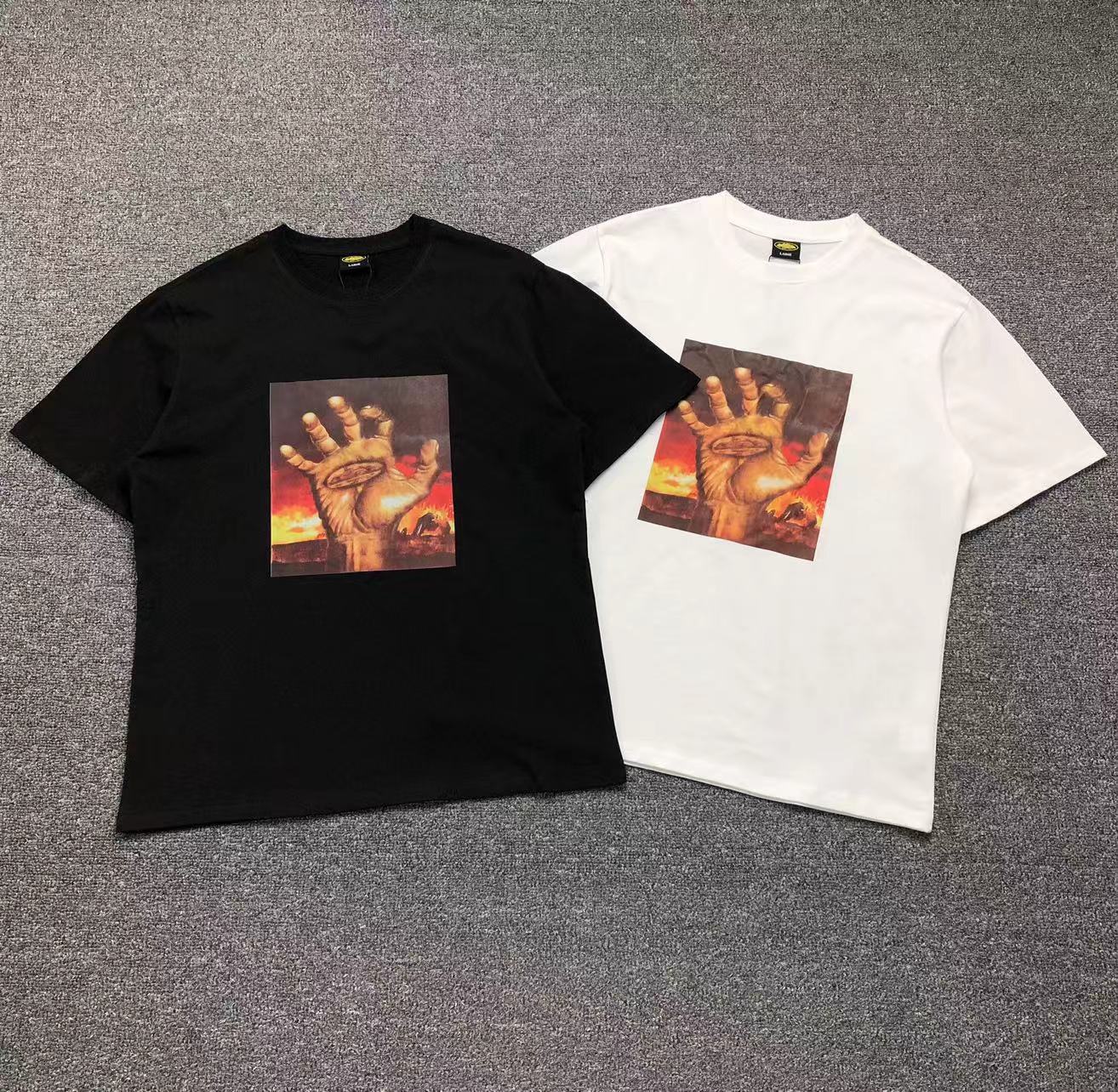 Camisa Corteiz Burning Hand — frente