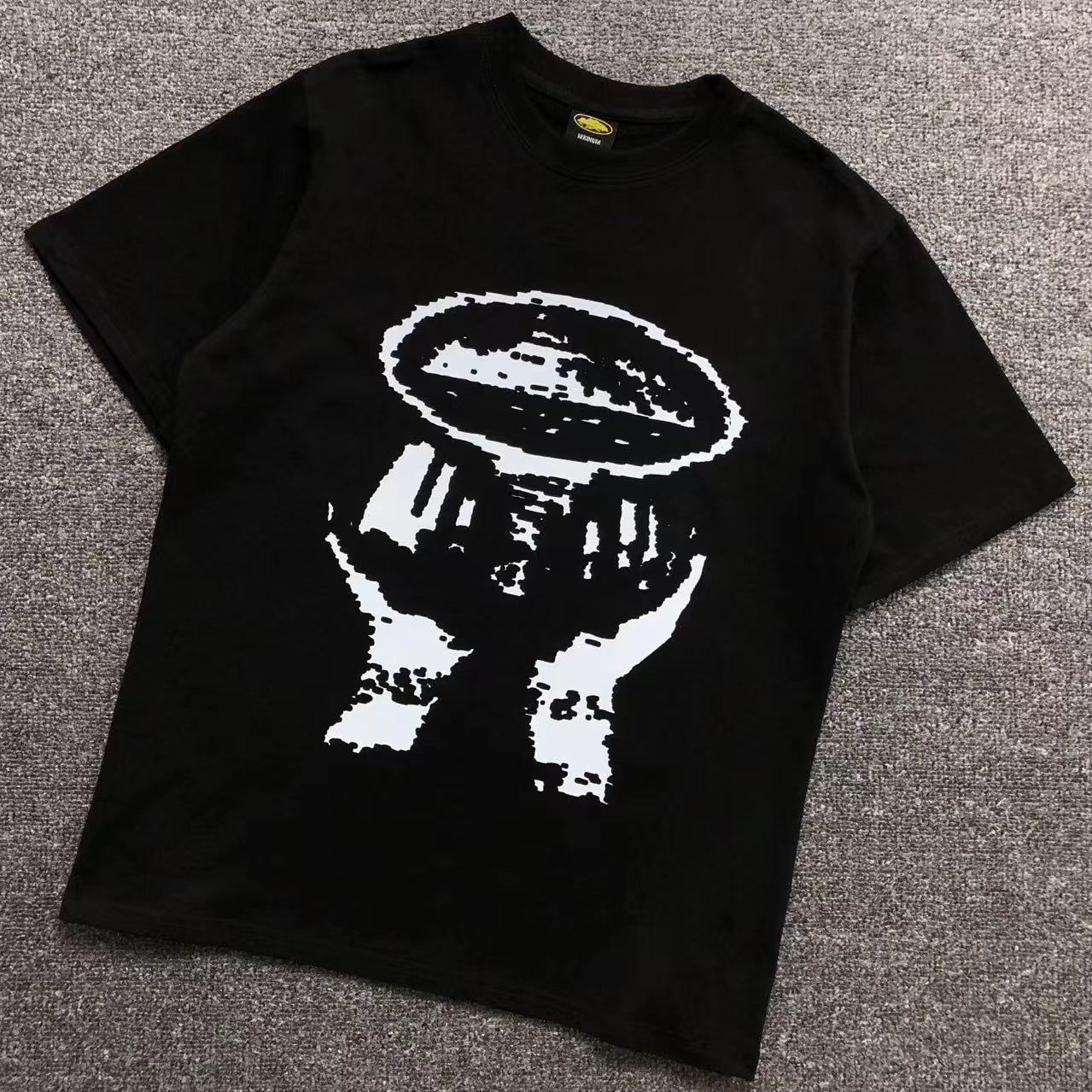 Camisa Corteiz Hands Mirror — frente