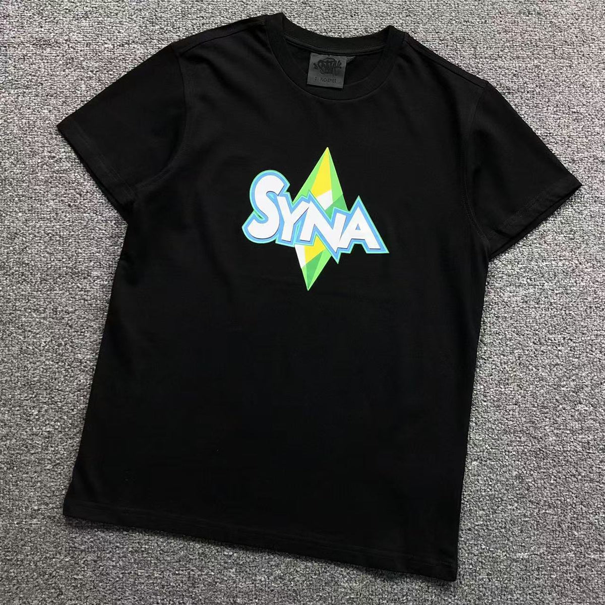 Camisa Syna World Crystal Logo — peito