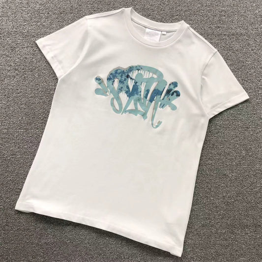 Camisa Syna World Graffiti Script Tipografia Em Pincelada — frente
