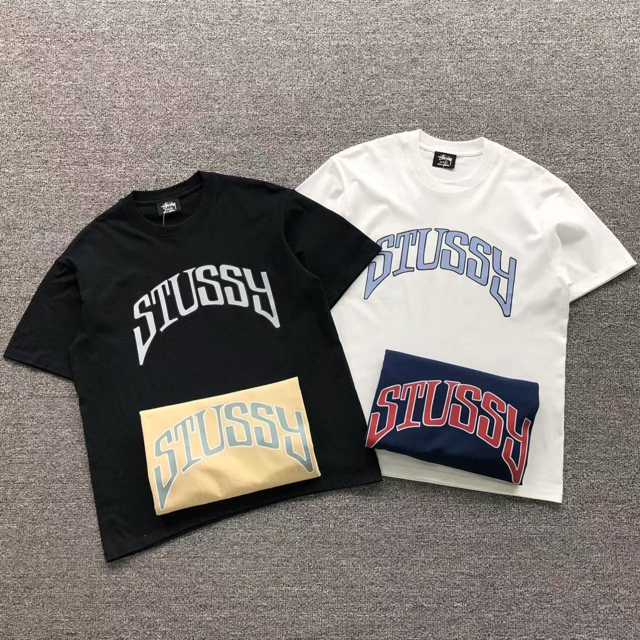 Camisa Stussy Arch Pocket Logo — frente