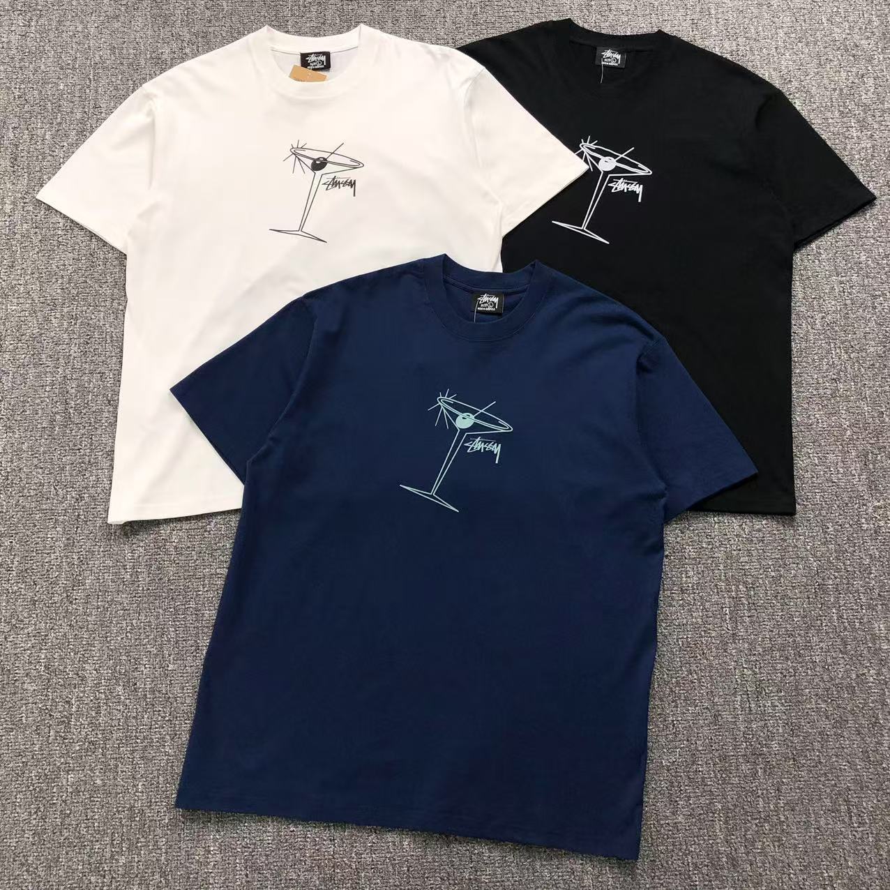 Camisa Stussy Martini Sketch — frente