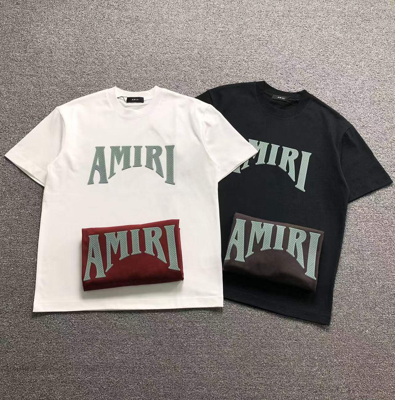Camisa Amiri Arch Logo — peito