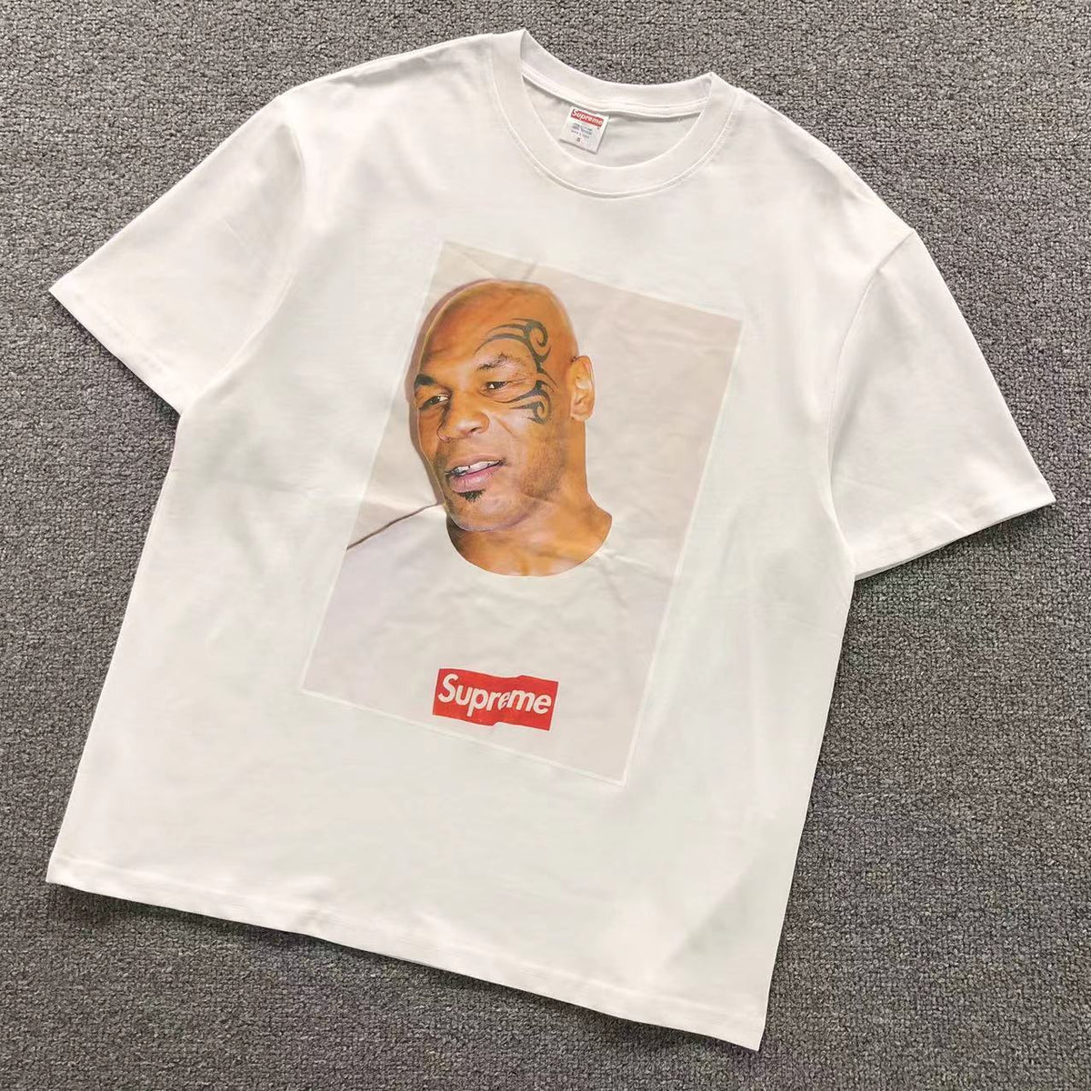 Camisa Supreme Tyson Portrait — frente
