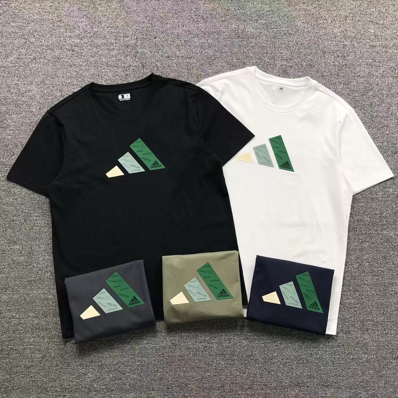 Camisa Adidas Triangle Stripes Preta, Branca, Cinza, Verde Militar E Azul Marinho — peito