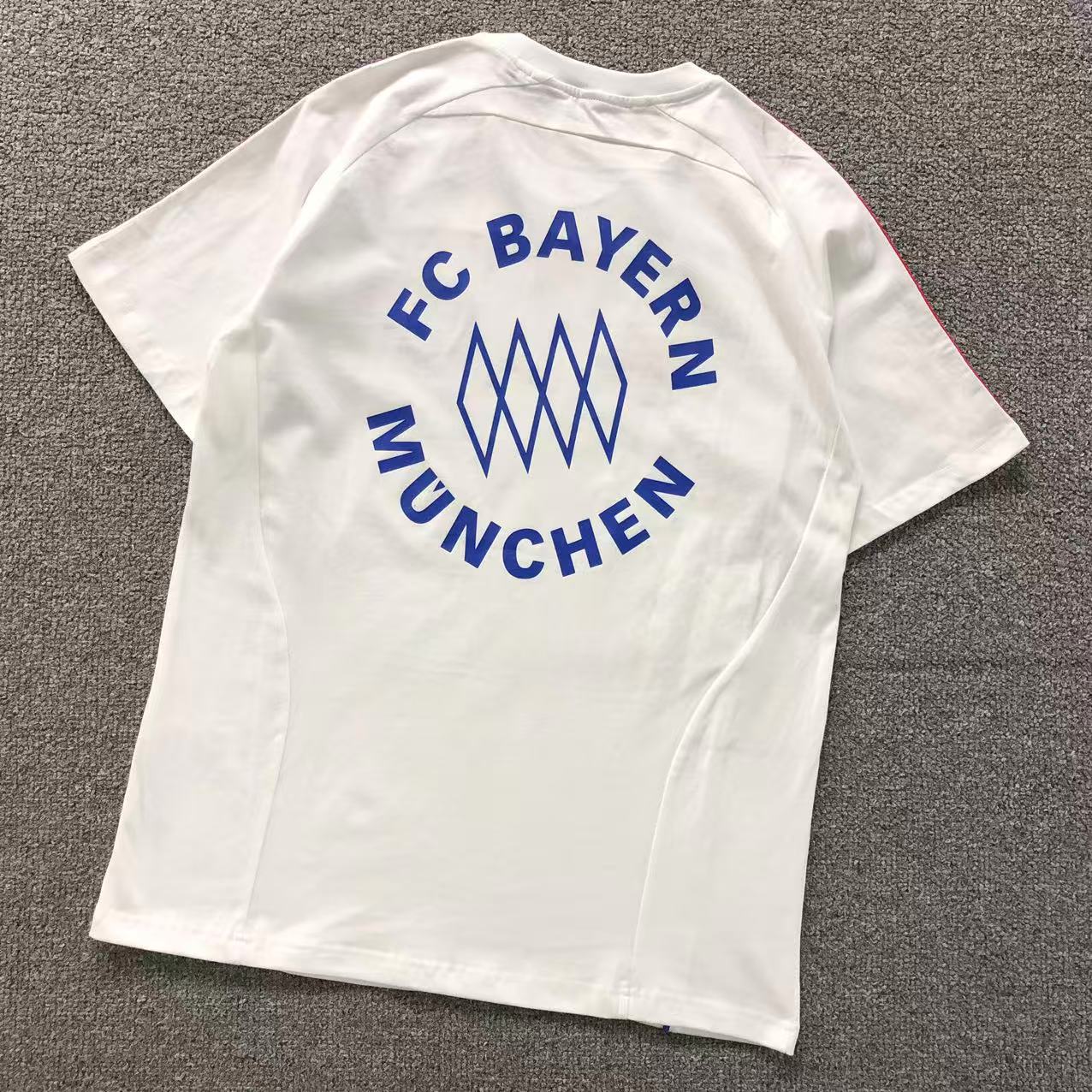 Camisa Adidas Munchen Crest — costa