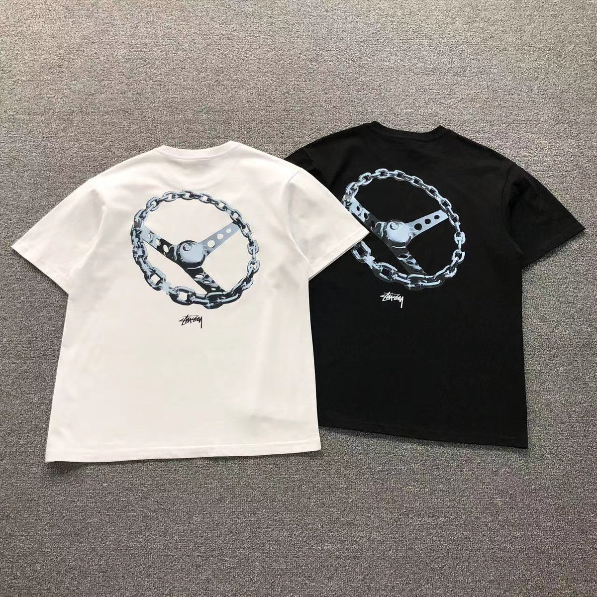 Camisa Stussy Chain Wheel Branca E Preta — costa