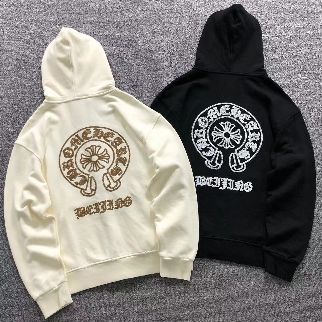 MOLETOM CANGURU Chrome Hearts Horseshoe Beijing — costa