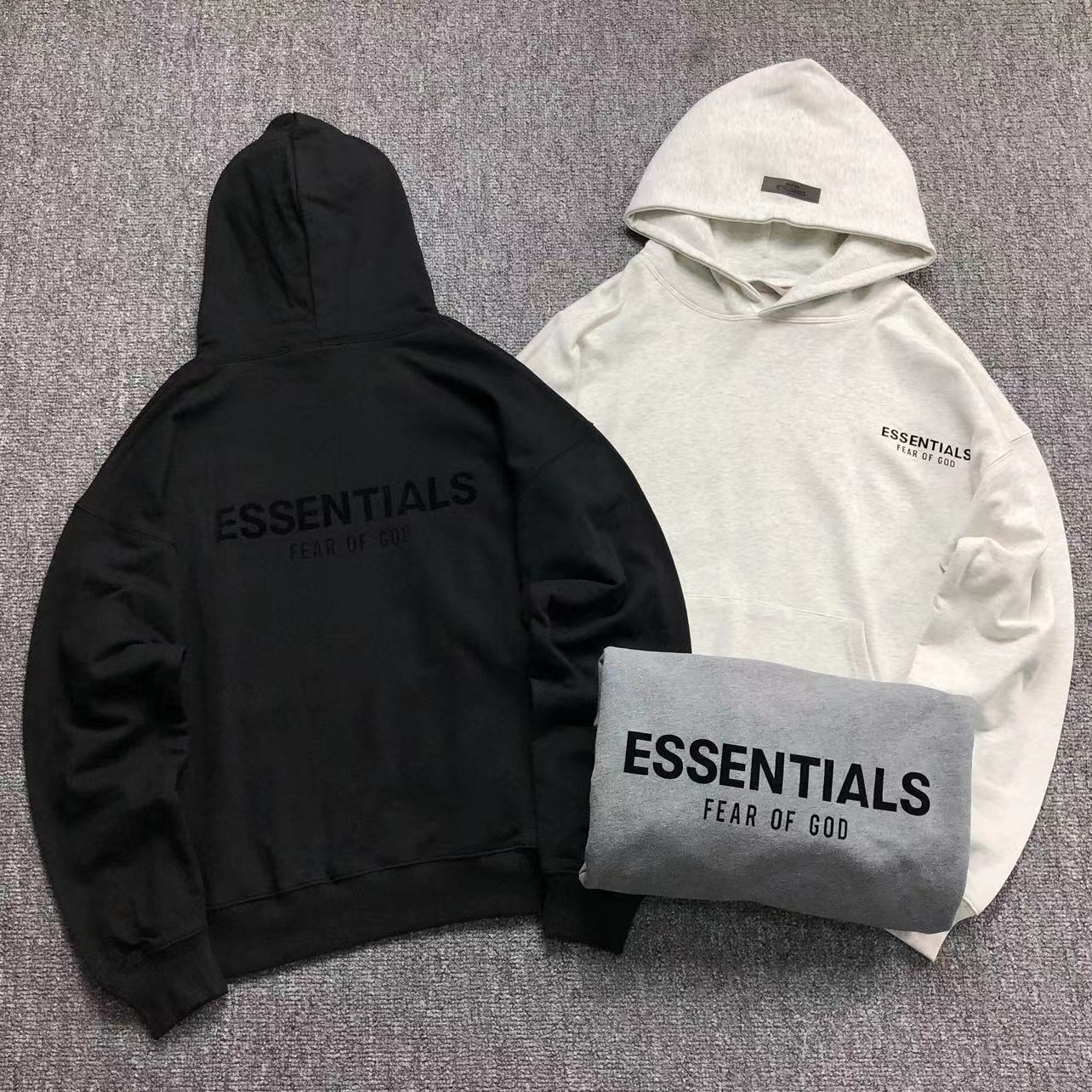 MOLETOM CANGURU Fear of God Essentials Logo Core — frente