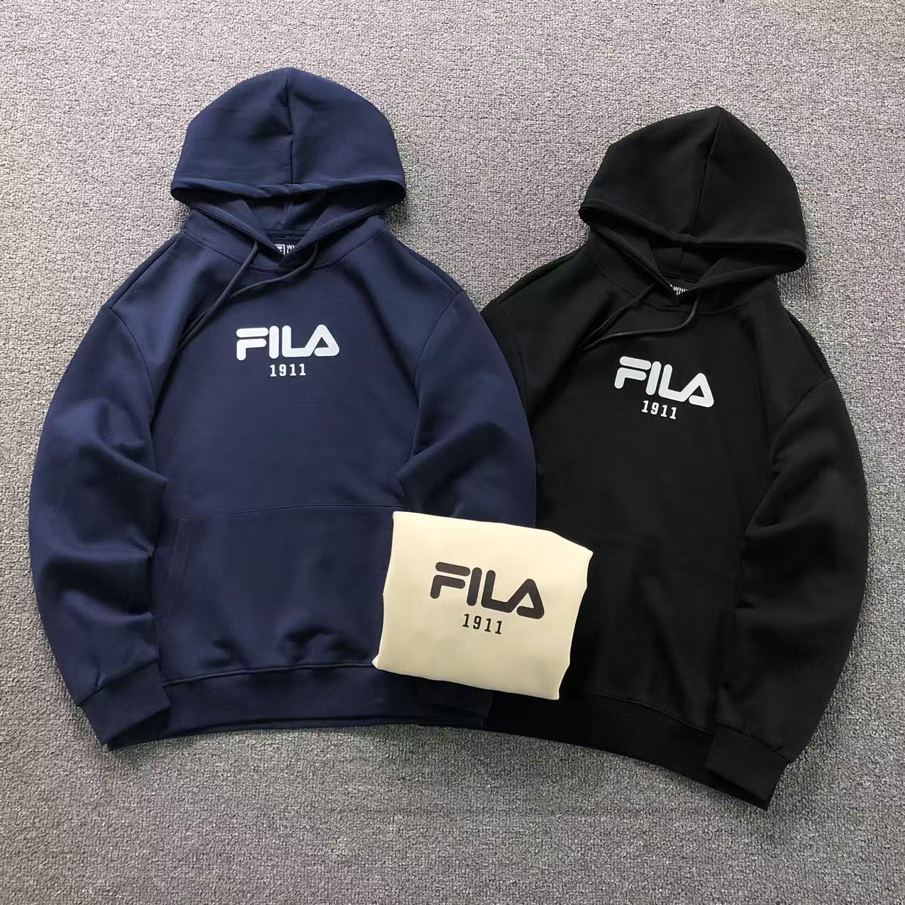 MOLETOM CANGURU Fila 1911 Classic — frente