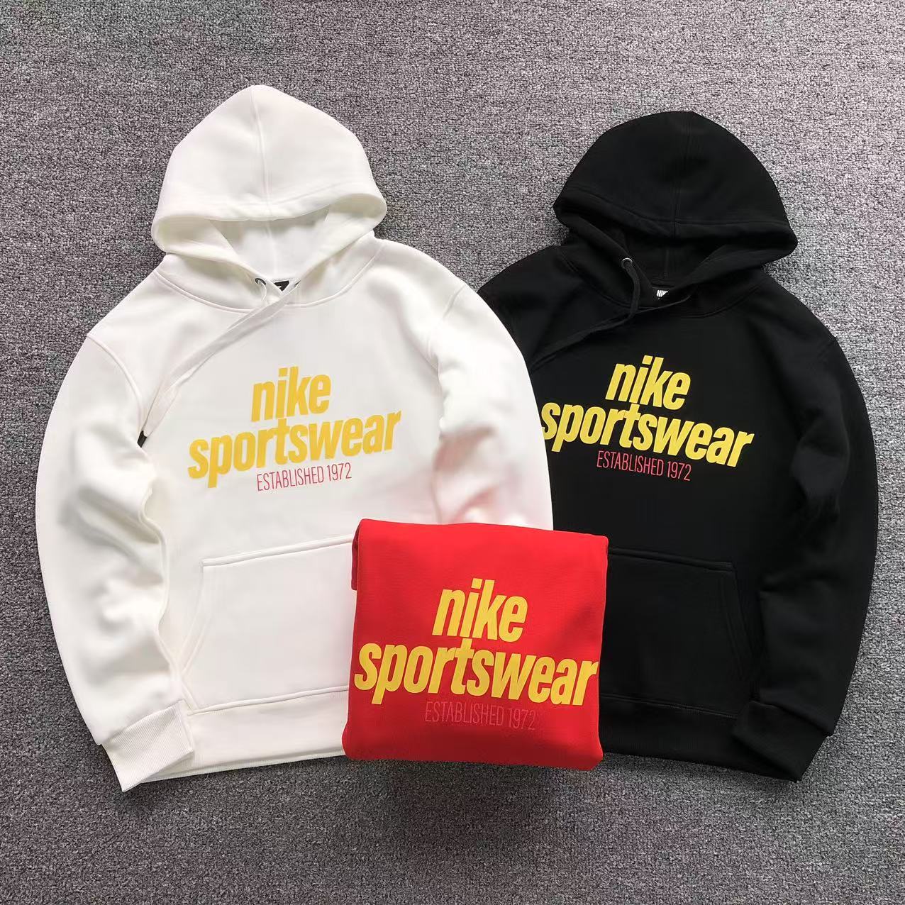 MOLETOM CANGURU Nike Sportswear 1972 — frente
