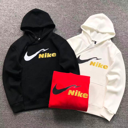 MOLETOM CANGURU Nike Swoosh Gold — peito