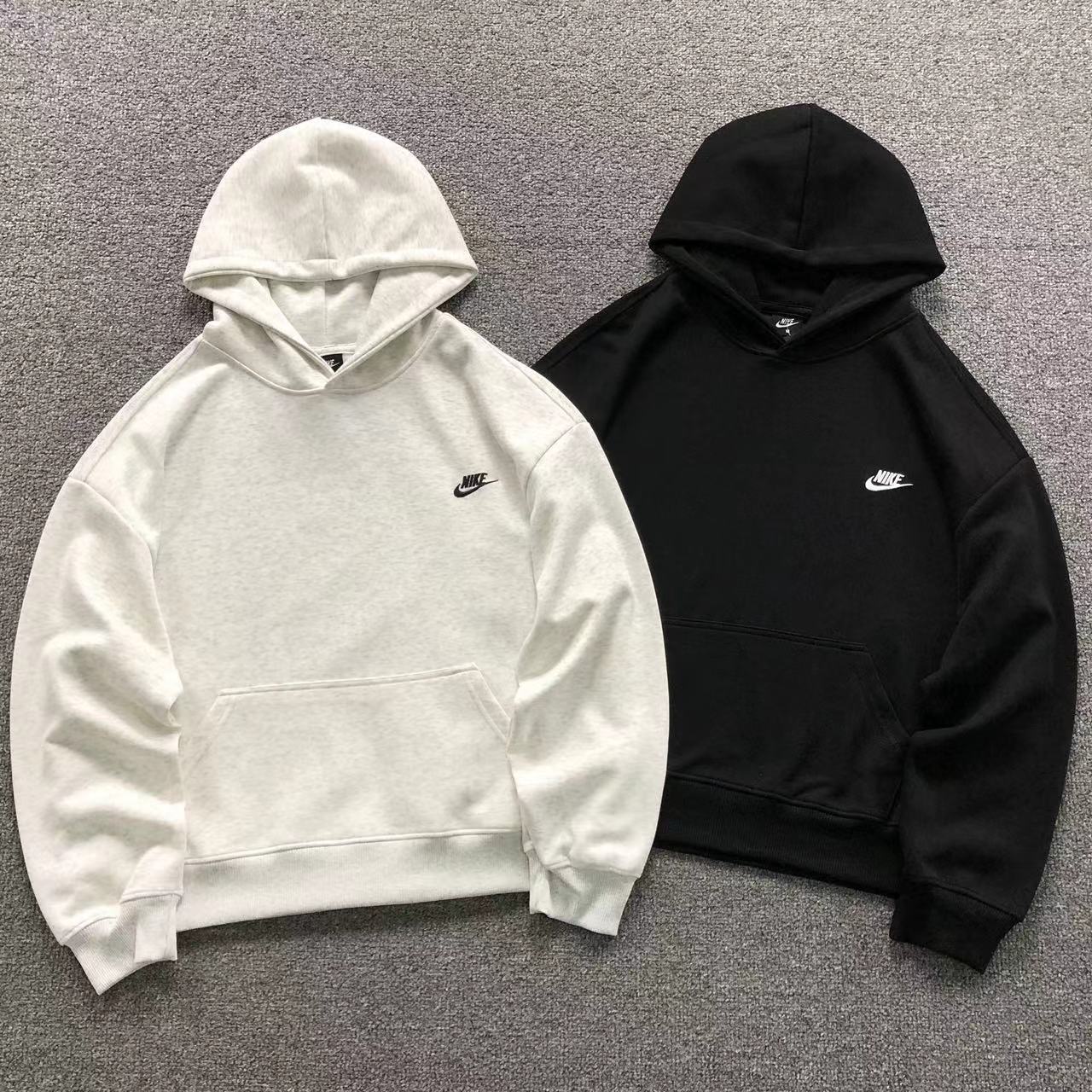 MOLETOM CANGURU Nike Classic Swoosh Core — frente
