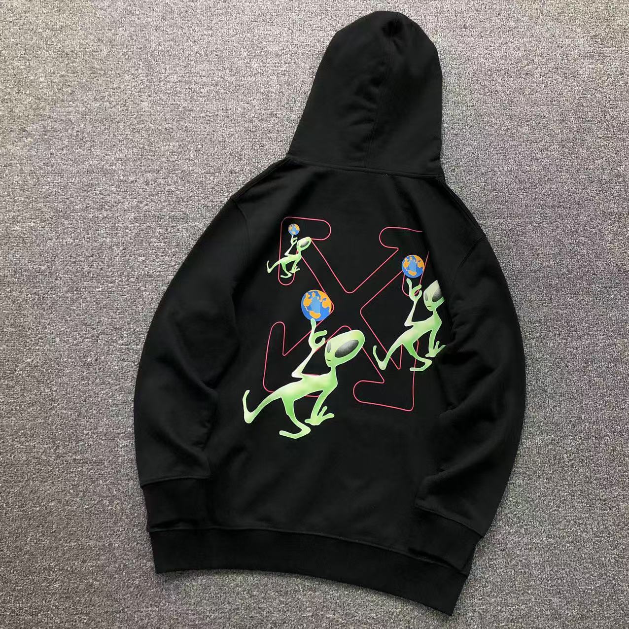 MOLETOM CANGURU Off White Alien Globe — costa