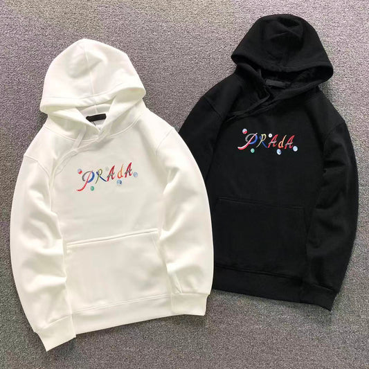 MOLETOM CANGURU Prada Colorful Logo — peito