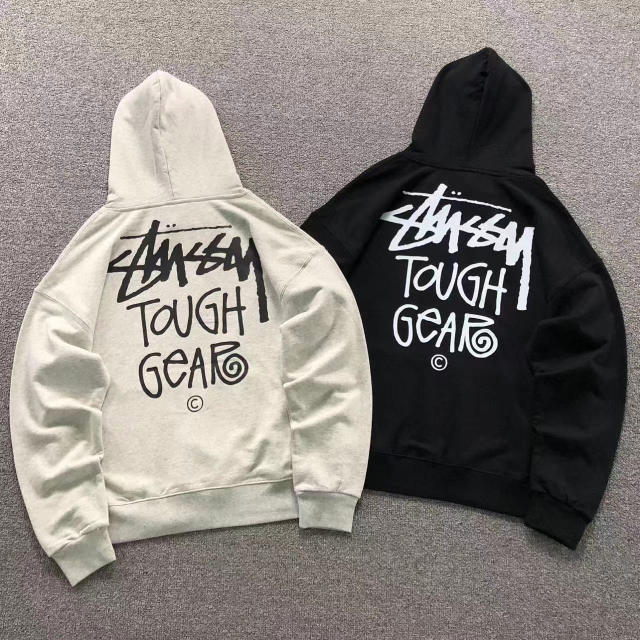 MOLETOM CANGURU Stussy Tough Gear Legacy — costa