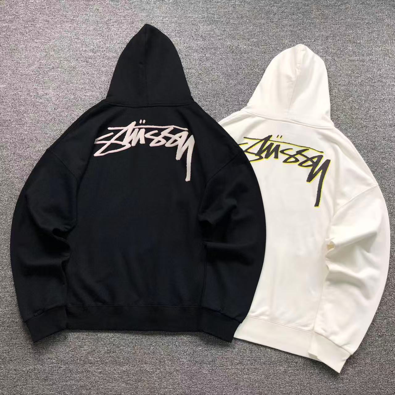 MOLETOM CANGURU Stussy Script — costa