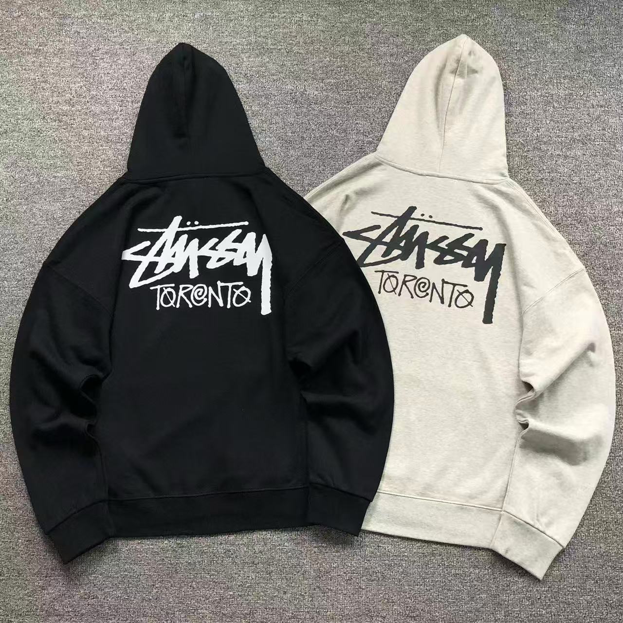 MOLETOM CANGURU Stussy Toronto Script — costa