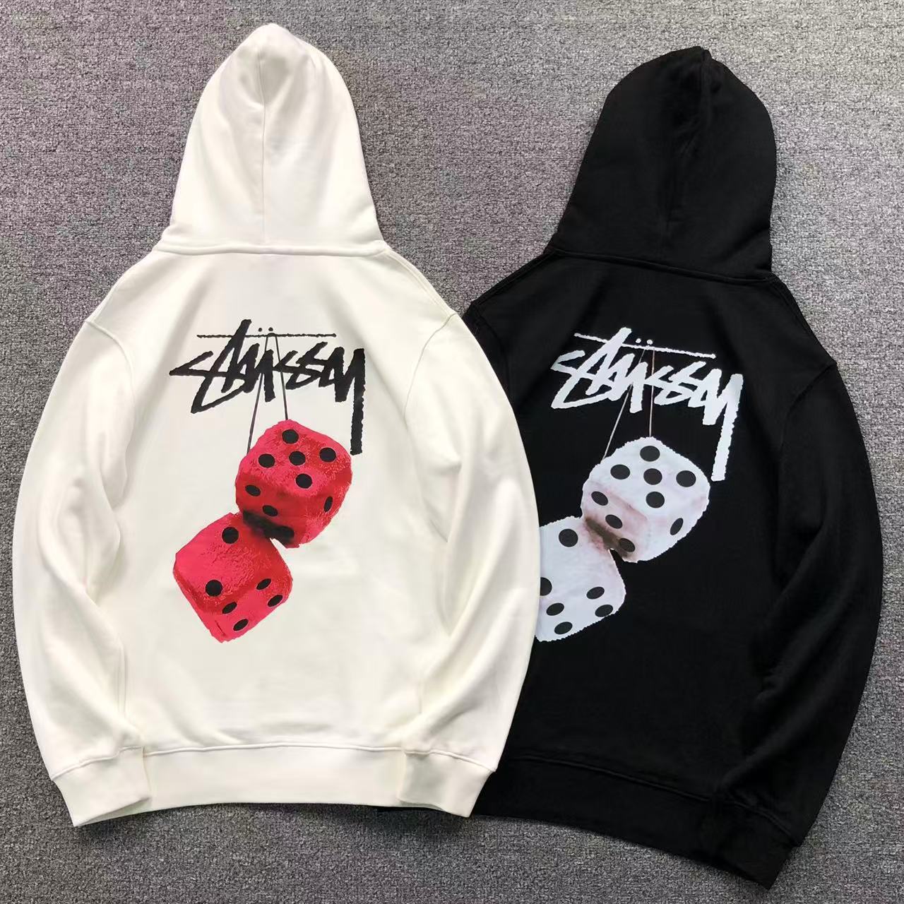 MOLETOM CANGURU Stussy Fuzzy Dice Prime — costa