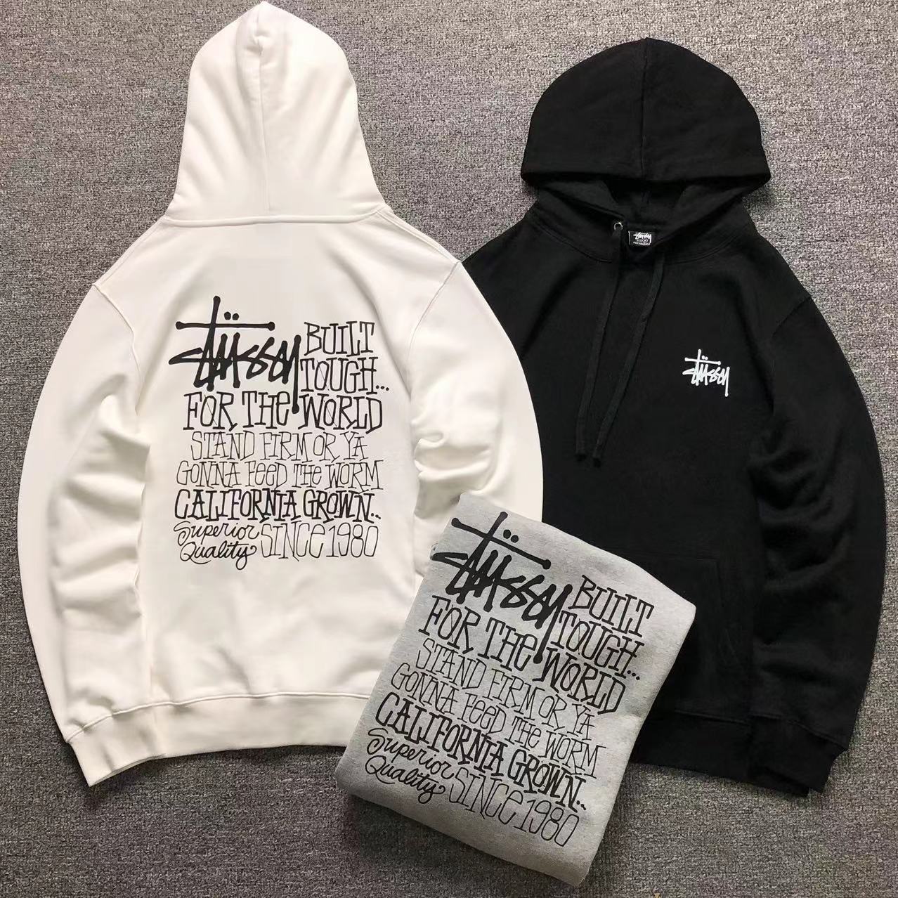 MOLETOM CANGURU Stussy Built Tough Core — frente