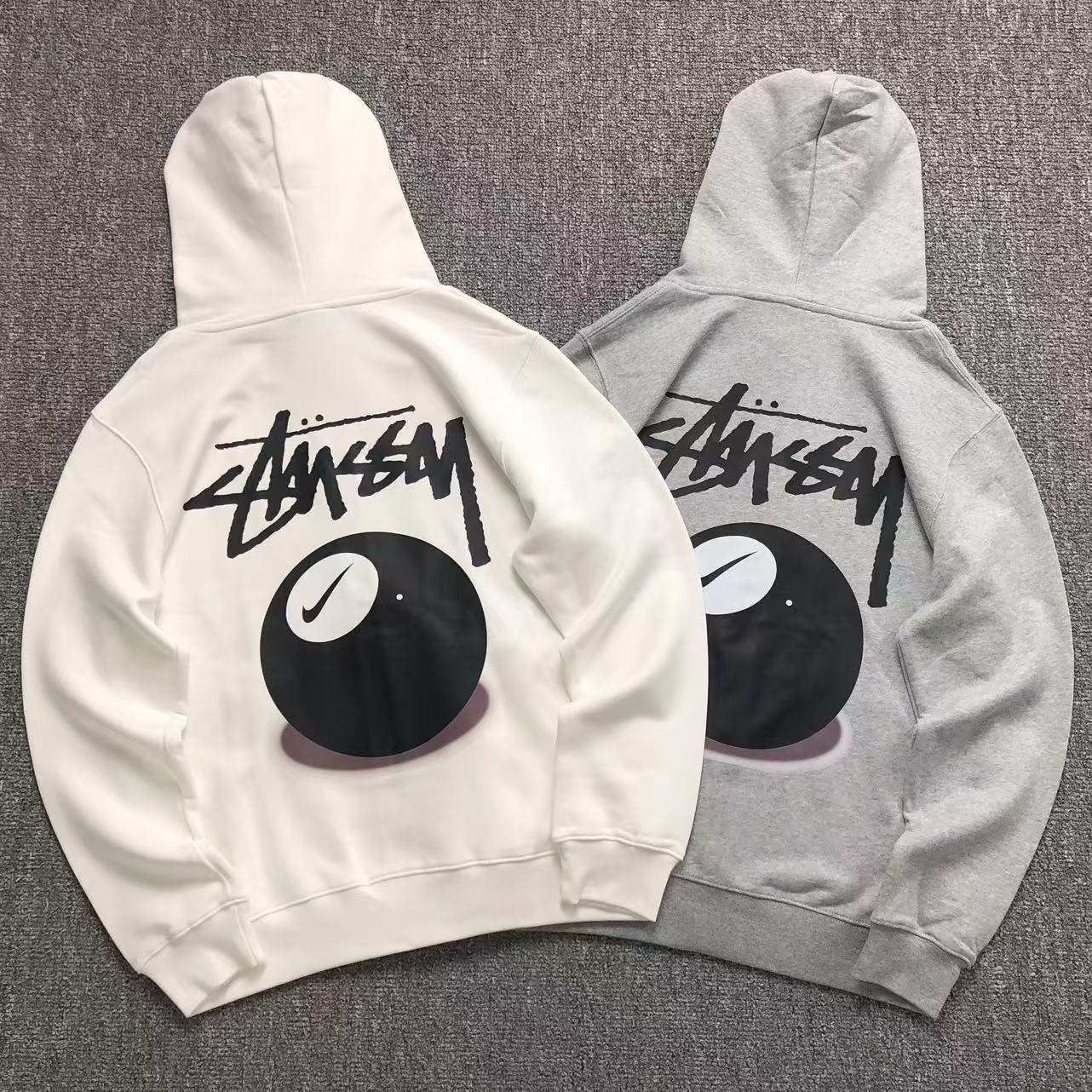 MOLETOM CANGURU Stussy 8 Ball Nike — costa
