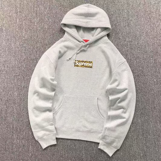 MOLETOM CANGURU Supreme Box Logo Leopard — frente