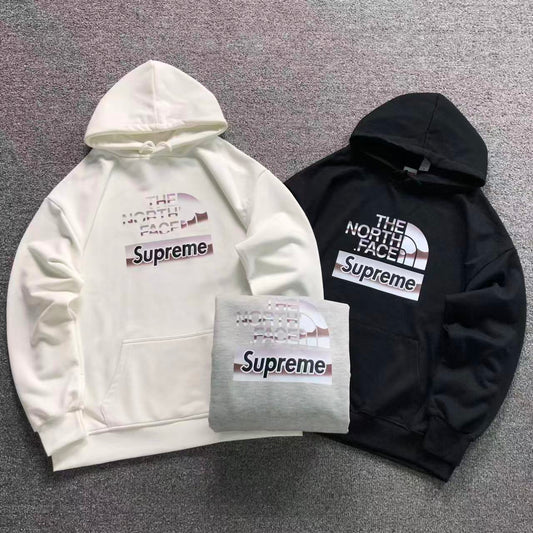 MOLETOM CANGURU Supreme North Face Collab — peito