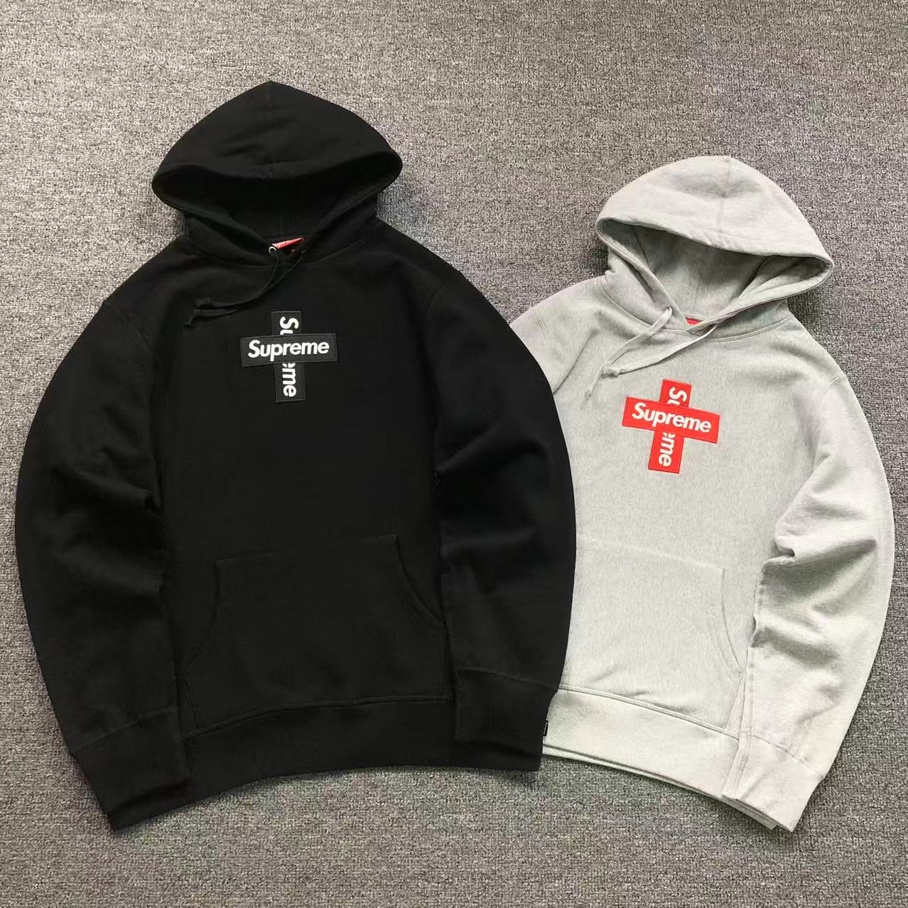MOLETOM CANGURU Supreme Cross Box Logo Prime — frente