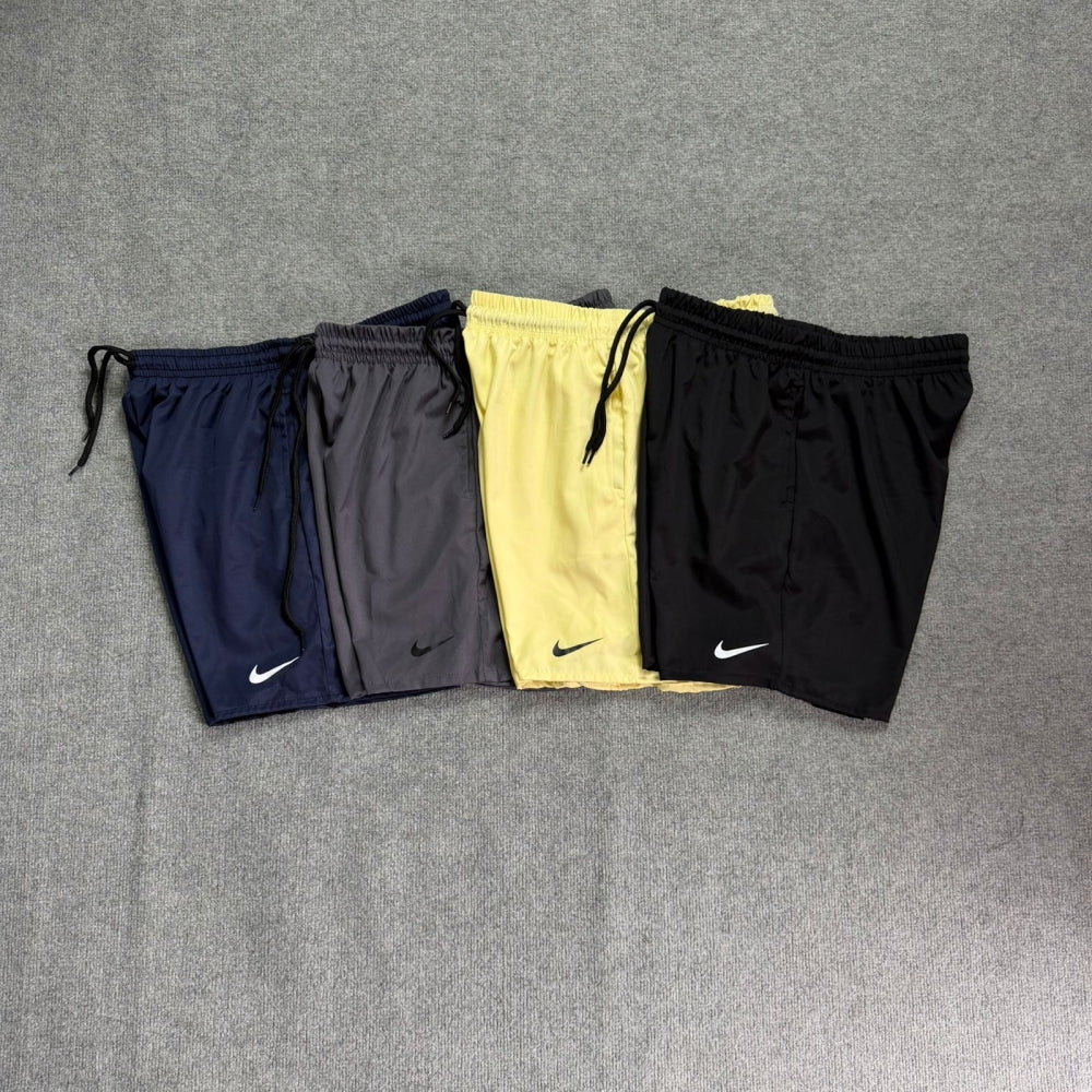 Short Basico Nike