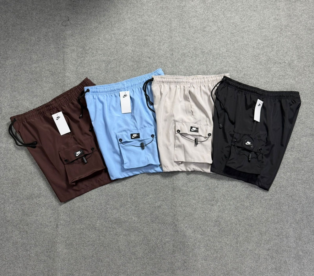 Short Premium Cargo Nike Foller Preto