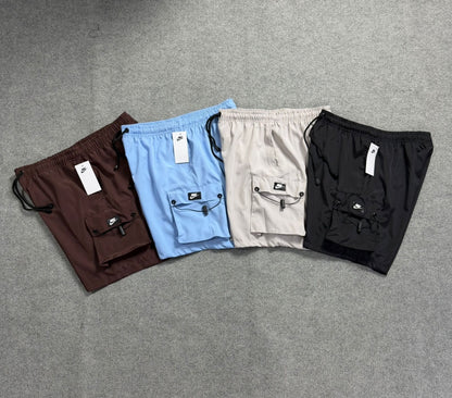 Short Premium Cargo Nike Foller Preto