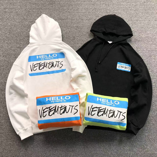 MOLETOM CANGURU Vetements Hello Name Tag Core — frente