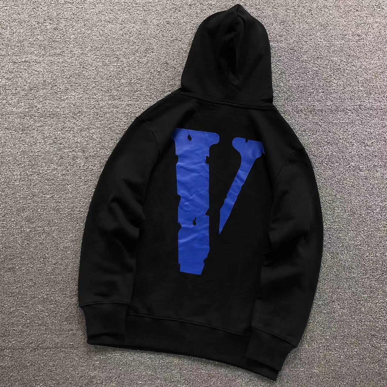 MOLETOM CANGURU Vlone Big V Blue — costa