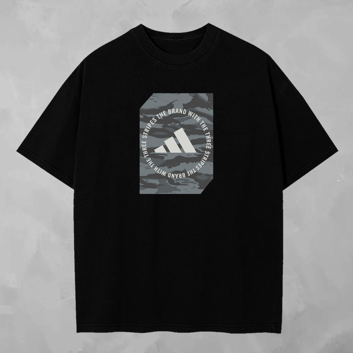 Camisa Adidas Camo Badge — frente