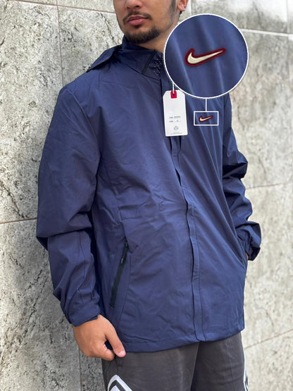 Casaco Corta Vento Impermeavel Storm PRO 2026 Marinho com patch Nike Resinado Marrom