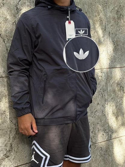 Casaco Corta Vento Impermeavel Storm Urban 2026 Chumbo com patch Adidas Branco