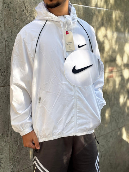 Casaco Corta Vento Importado Alpine North 2026 Branco com patch Nike Facao Sp Preto