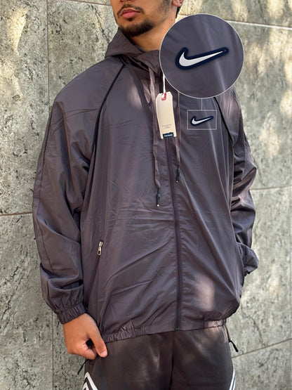Casaco Corta Vento Importado Alpine North 2026 Chumbo com patch Nike Resinado B P