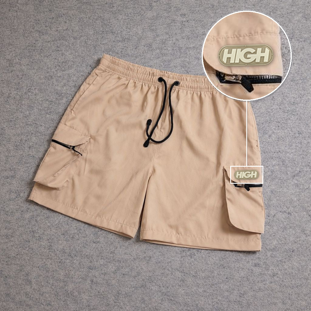 SHORT CARGO BOLSO MOCHILA COM ZÍPER BEGE com patch High Resina Oval Bege