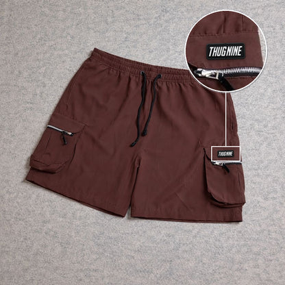 SHORT CARGO BOLSO MOCHILA COM ZÍPER MARROM com patch Thug Nine Retangular