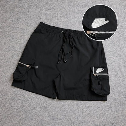 SHORT CARGO BOLSO MOCHILA COM ZÍPER PRETO com patch Nike Branco