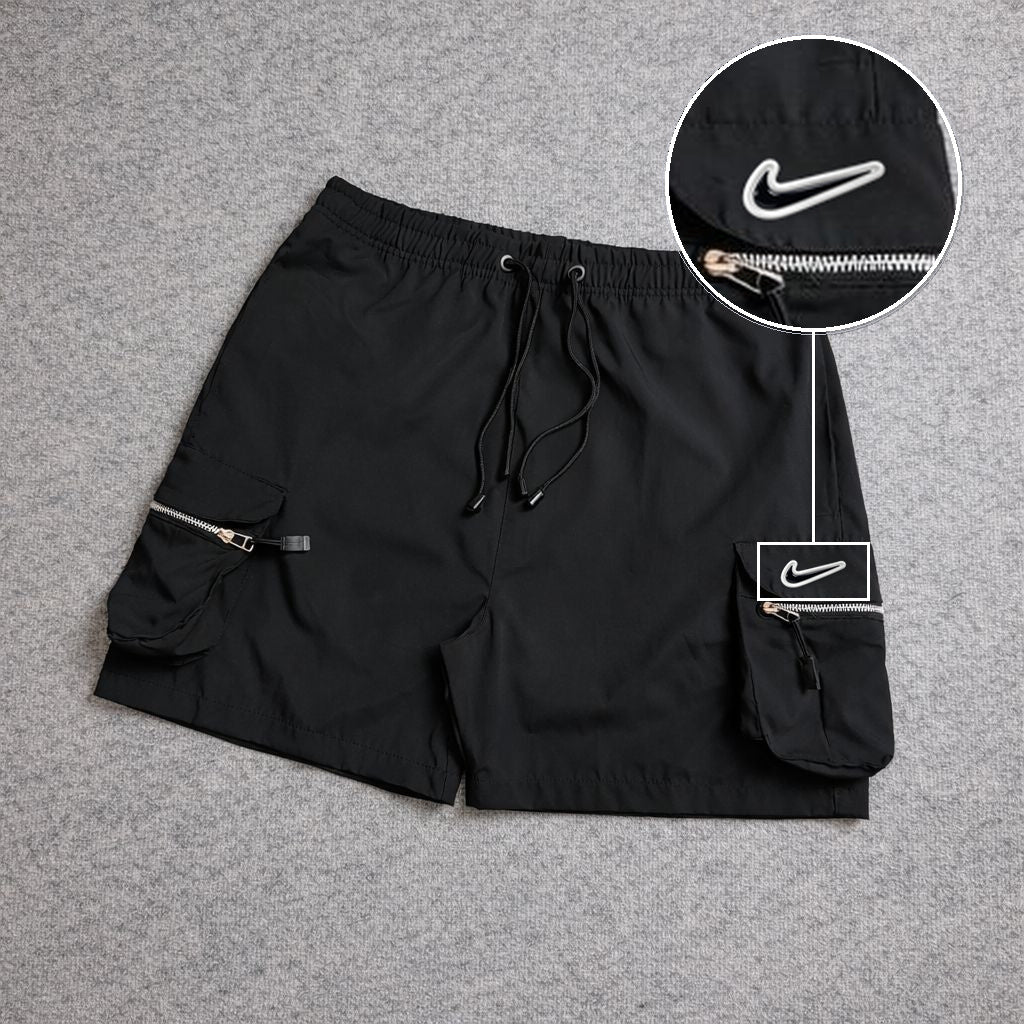 SHORT CARGO BOLSO MOCHILA COM ZÍPER PRETO com patch Nike Rs P B