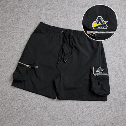 SHORT CARGO BOLSO MOCHILA COM ZÍPER PRETO com patch Palace