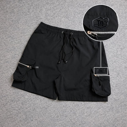 SHORT CARGO BOLSO MOCHILA COM ZÍPER PRETO com patch Tn Resinado Preto