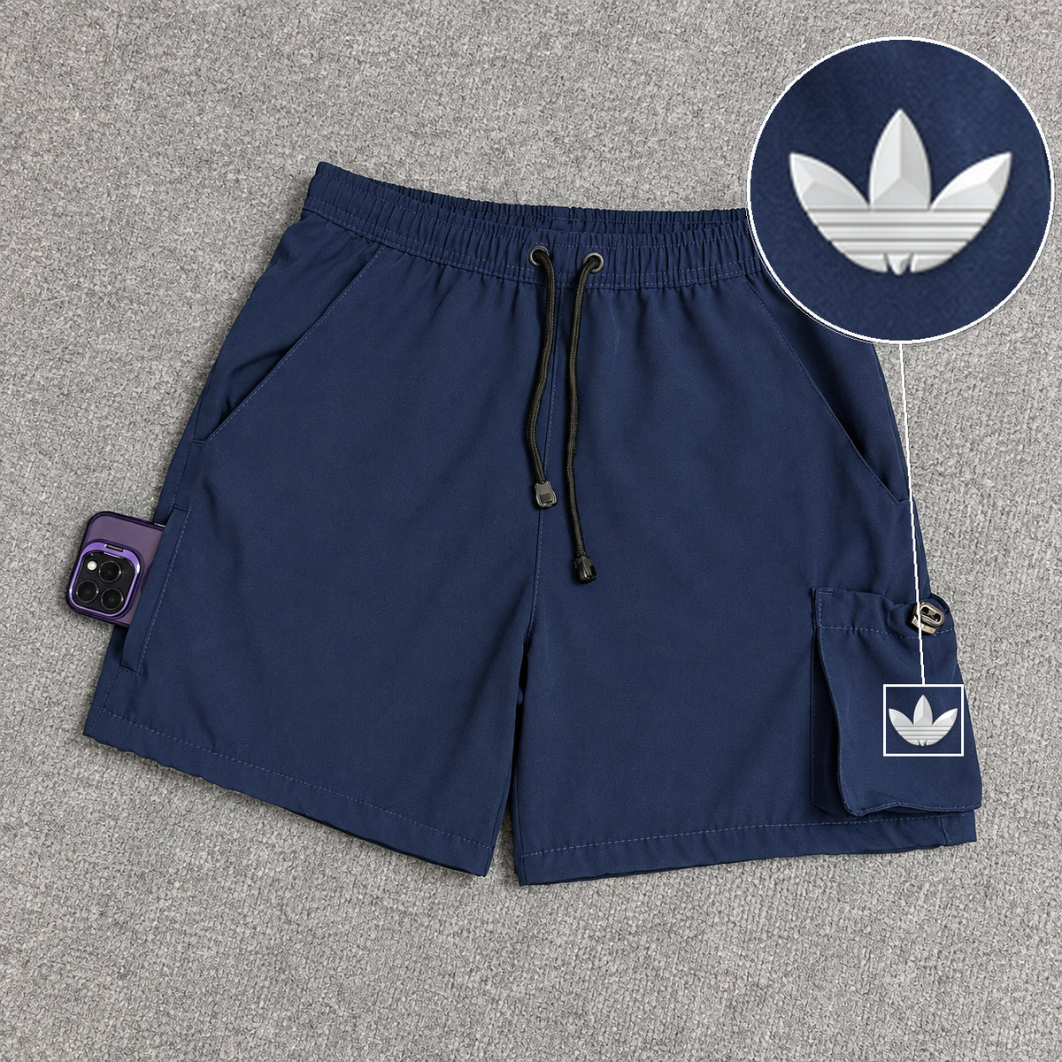 Short Cargo Elastano Tech Azul Marinho com patch Adidas Branco