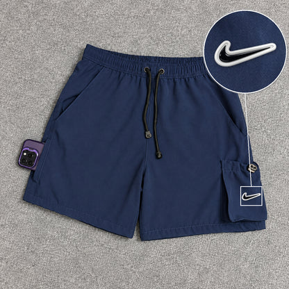 Short Cargo Elastano Tech Azul Marinho com patch Nike Rs P B