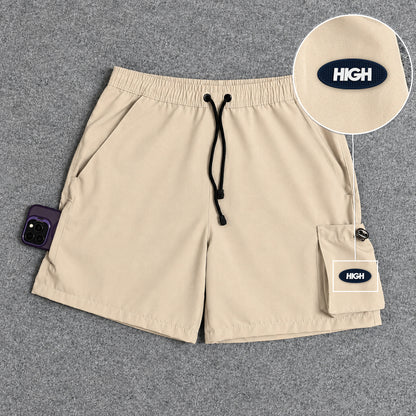 Short Cargo Elastano Tech Bege com patch High Oval