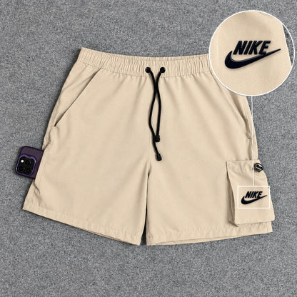 Short Cargo Elastano Tech Bege com patch Nike Escrita Sp Preto