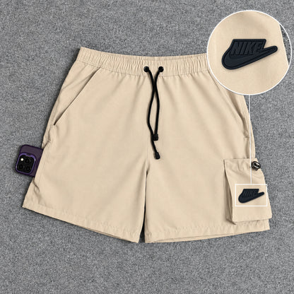 Short Cargo Elastano Tech Bege com patch Nike Preto