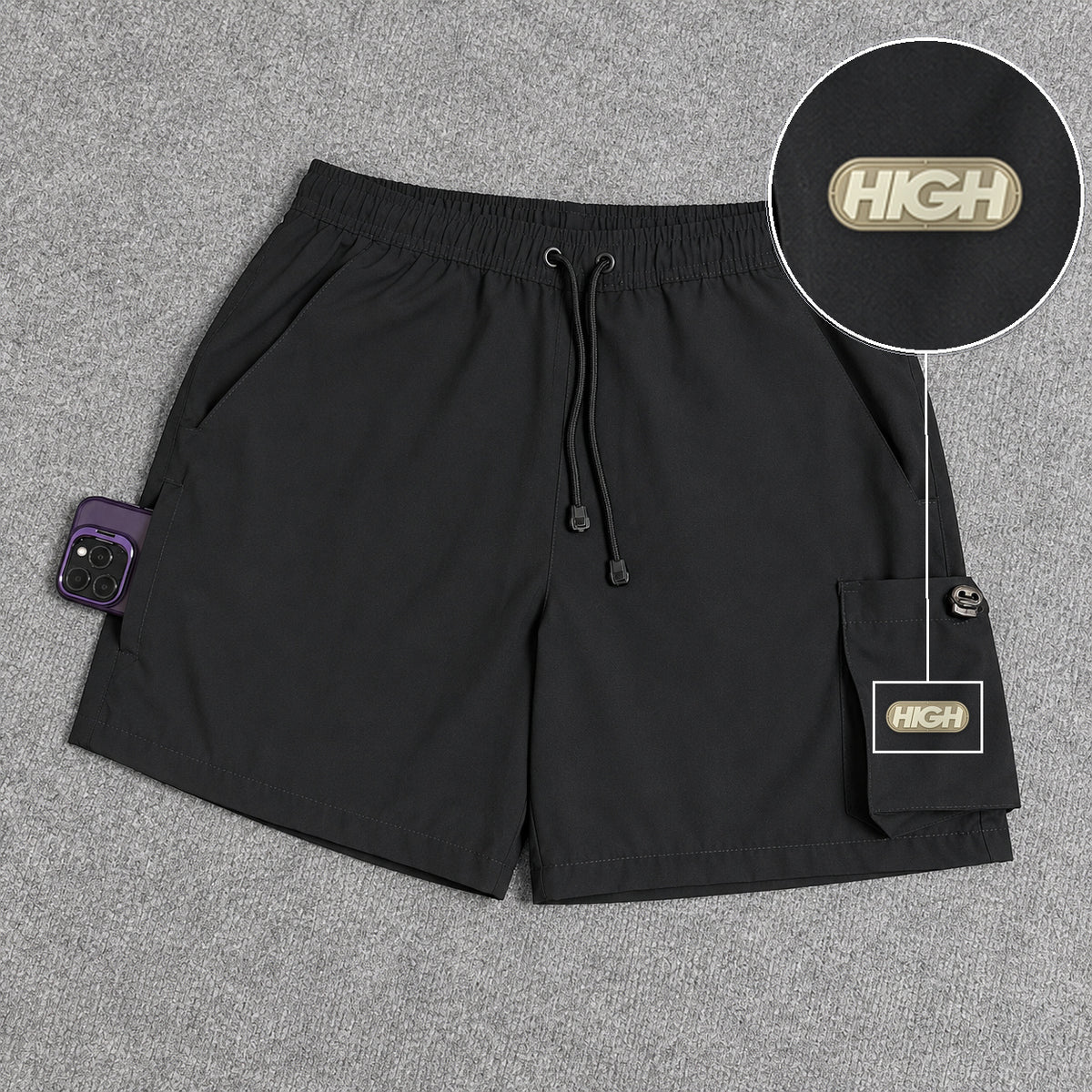 Short Cargo Elastano Tech Black com patch High Resina Oval Bege